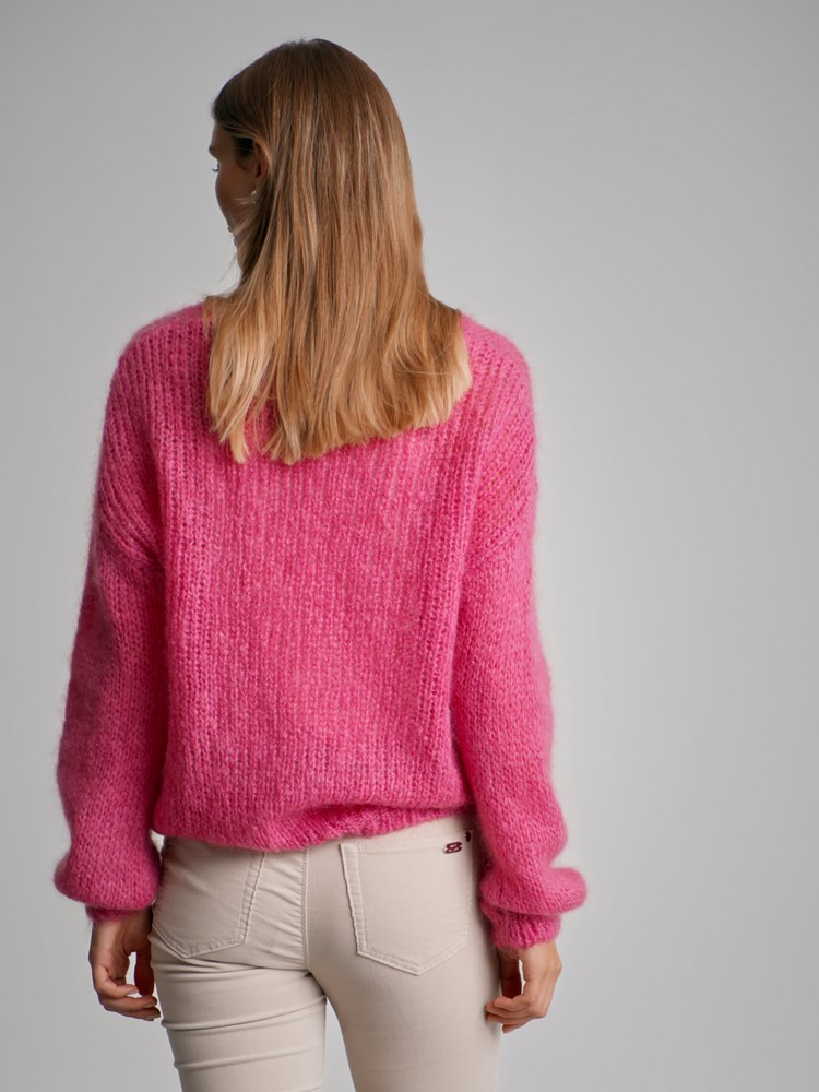 Stina genser 7501847_R09-MARIEPHILIPPE-W22-Modell-Back_chn=match_1514_Stina genser R09_Stina genser R09 7501847.jpg_Back||Back