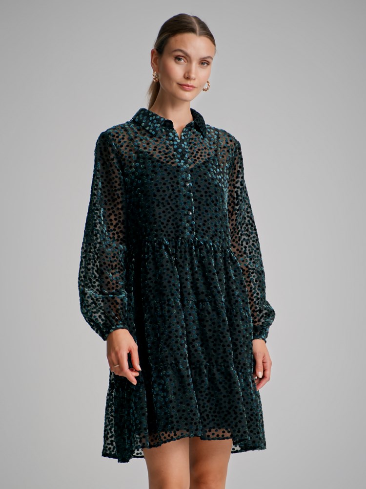 Synne kjole 7501854_GS7-MARIEPHILIPPE-W22-Modell-Front_chn=match_2396.jpg_Front||Front