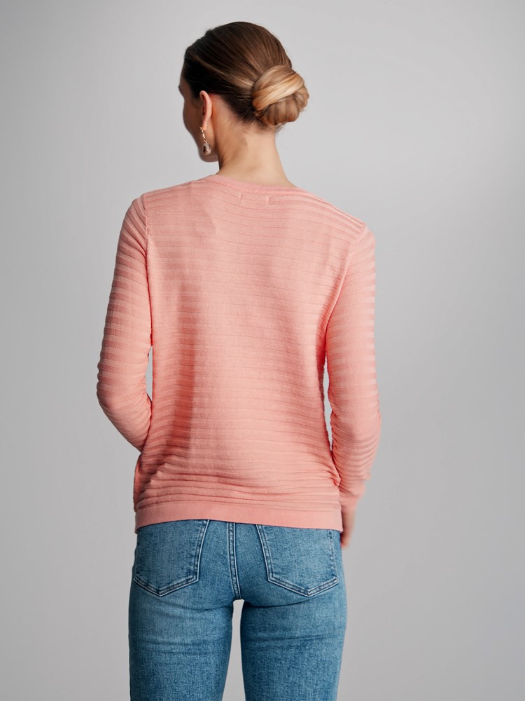 Emilie genser 7501881_MKX-VAVITE-S23-Modell-Back_chn=match_8147_Emilie genser MKX_Emilie genser MKX 7501881.jpg_Back||Back