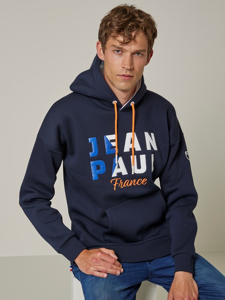 Zeno hettegenser 7501940_EM6-JEANPAUL-S23-Modell-Front_5918_Zeno hettegenser EM6.jpg_Front||Front