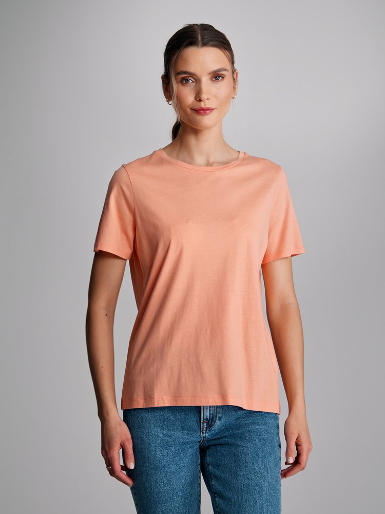 Olivia rundhals t-skjorte 7502040_MKX-VAVITE-S23-Modell-Front_chn=match_9084_Olivia rundhals t-skjorte MKX_Olivia rundhals t-skjorte MKX 7502040.jpg_Front||Front