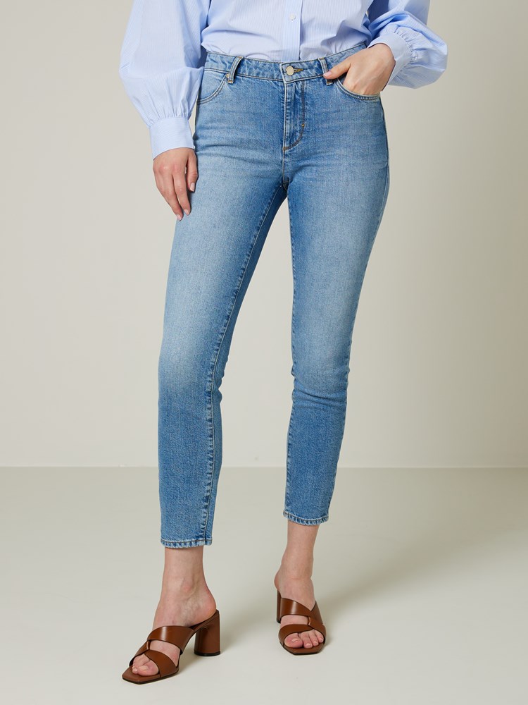 Sabine cropped jeans 7502063_DAB_Jean Paul_Sabine Cropped Jeans_S23_Modell (2)_Sabine cropped jeans DAB 7502063.jpg_