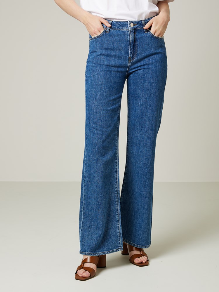 Ine wide jeans 7502072_DAC_Jean Paul_Ine Wide Jeans_Modell (1)_Ine wide jeans DAC 7502072.jpg_