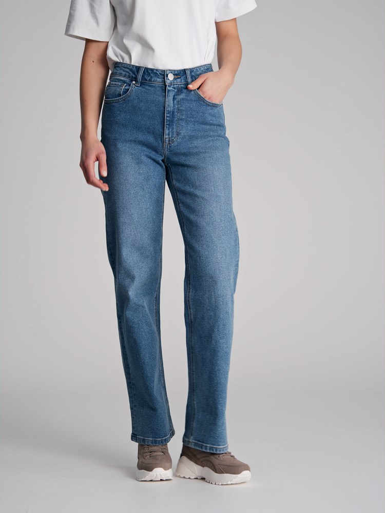 Alicia jeans 7502073_D05-DONNA-S23-Modell-Front_chn=match_7114_Alicia jeans D05_Alicia jeans D05 7502073.jpg_Front||Front