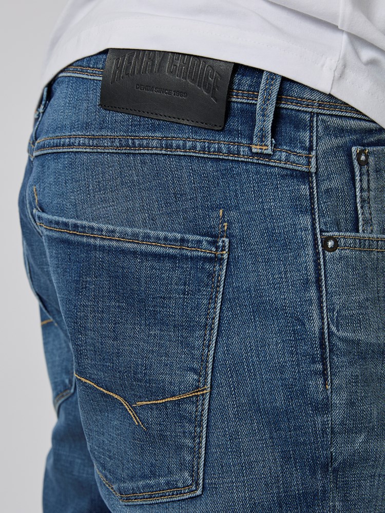Slim Will used 7502091_DAD-HENRYCHOICE-S23-Modell-Front_chn=boys_9524_Slim Will used DAD.jpg_Front||Front