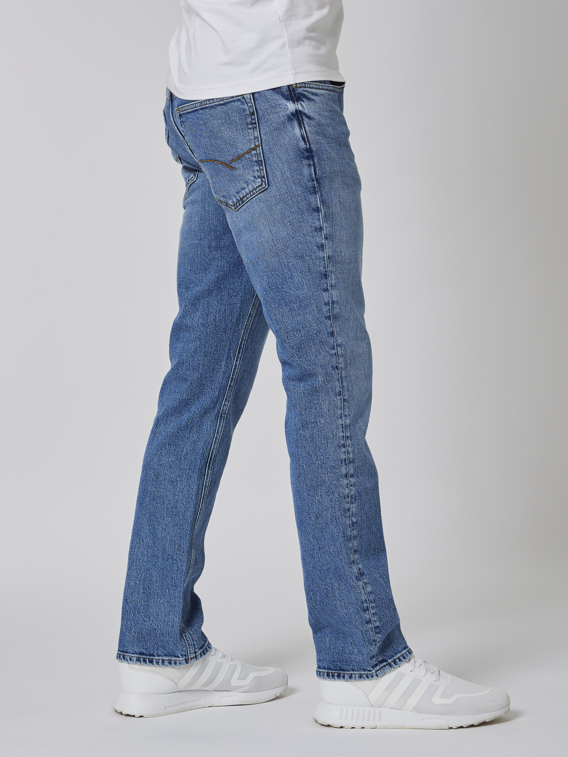 Straight Sam blue comfort 7502099_DAD-HENRYCHOICE-S23-Modell-Front_chn=boys_1963_Straight Sam blue comfort DAD.jpg_Front||Front