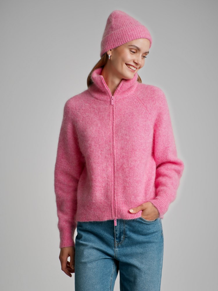 Carmela lue 7502275_MUB-DONNA-W22-Modell-Front_chn=match_2029_Carmela lue MUB_Carmela lue MUB 7502275.jpg_Front||Front
