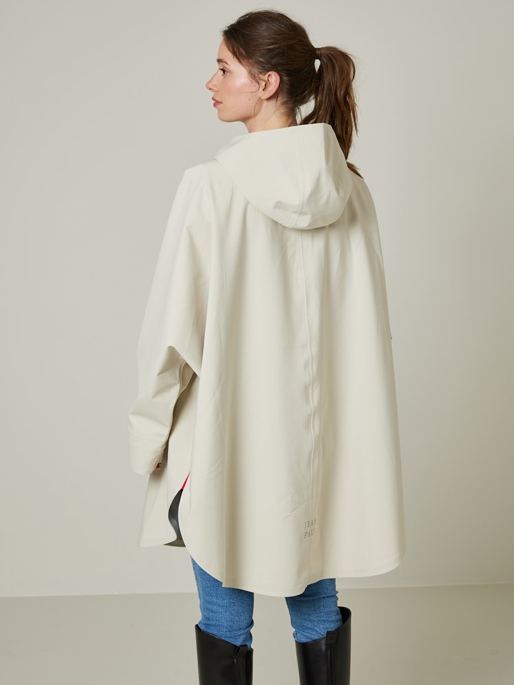Candra regnponcho 7502327_Jean Paul_Candra Poncho_S23_Modell (4)_Candra poncho I3E 7502327_Candra regnponcho I3E.jpg_