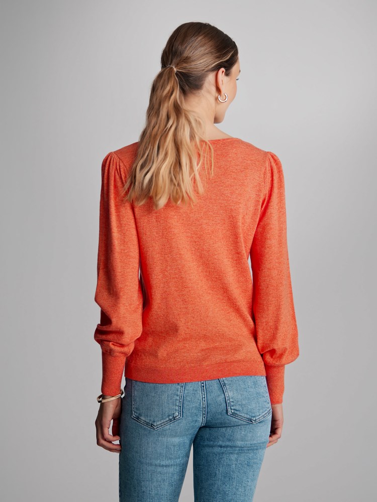 Olea genser 7502387_K3U-MARIEPHILIPPE-S23-Modell-Back_chn=match_4926_Olea genser K3U 7502387.jpg_Back||Back