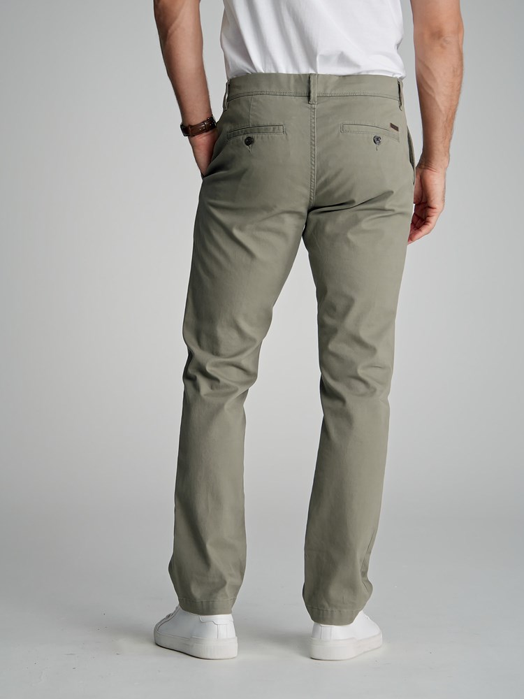 Christer chinos 7502560_GLS-Redford-S23-Modell-Back_Christer chinos GLS 7502560.jpg_Back||Back