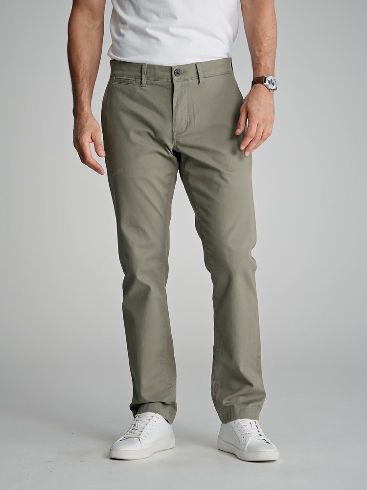 Christer chinos 7502560_GLS-Redford-S23-Modell-Front_Christer chinos GLS 7502560.jpg_Front||Front