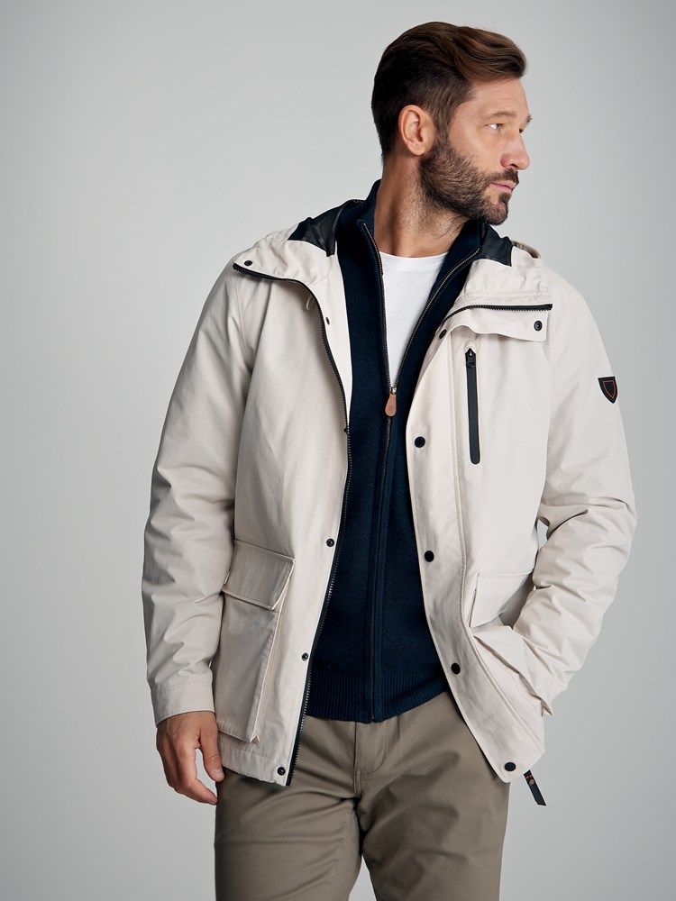 Freeman jakke 7502667_I2O-REDFORD-S23-Modell-Front_chn=match_1213_Freeman jakke.jpg_Front||Front