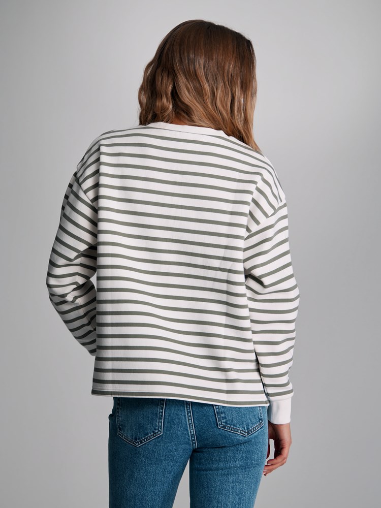 Mariann genser 7502676_GLS-VAVITE-S23-Modell-Back_chn=match_9084_Mariann genser GLS_Mariann genser GLS 7502676.jpg_Back||Back