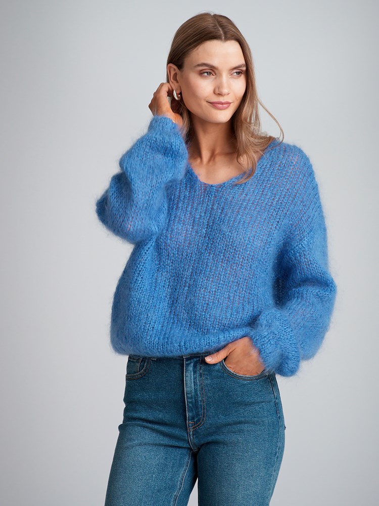 Stina genser 7502927_ECJ-MARIEPHILIPPE-S23-Modell-Front_chn=match_2740_Stina genser ECJ_Stina genser ECJ 7502927.jpg_Front||Front