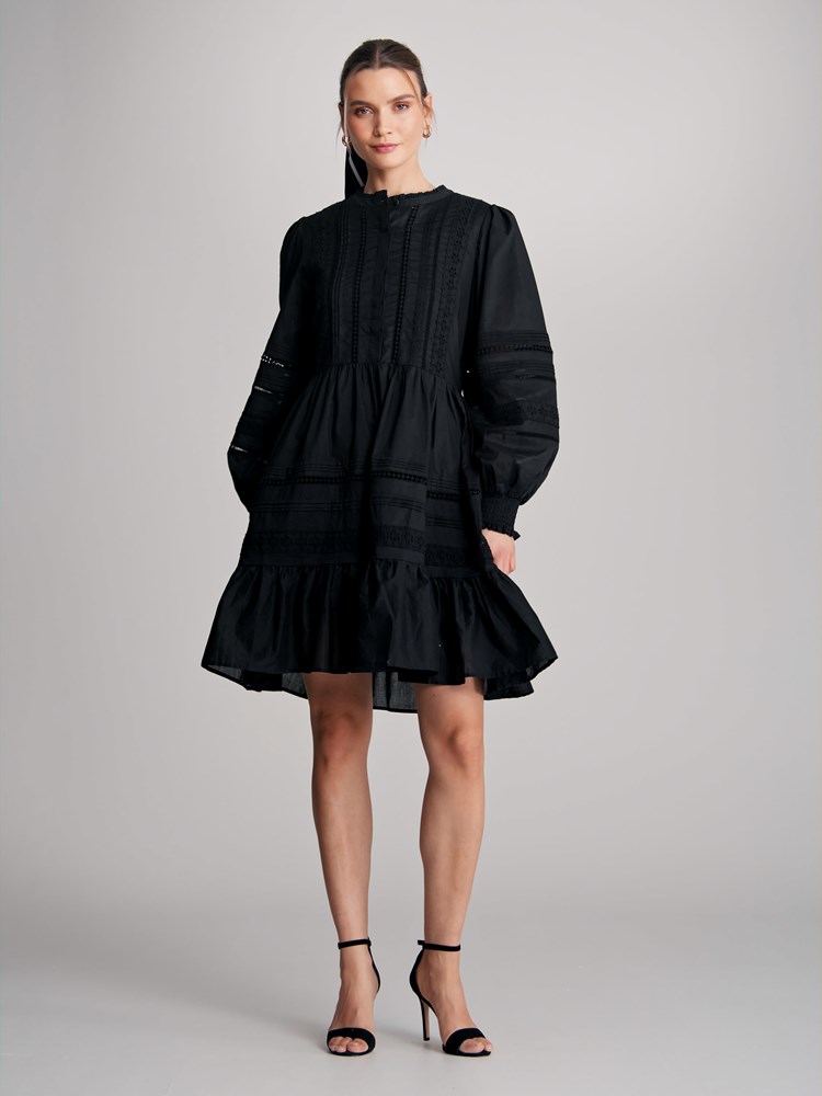 Alona kjole 7502937_CAB-DONNA-S23-Modell-Front_chn=match_6955_Alona kjole CAB_Alona kjole CAB 7502937.jpg_Front||Front
