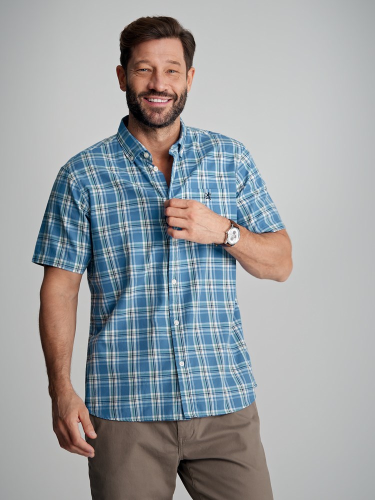 Barkley kortermet skjorte 7502969_EEL-REDFORD-S23-Modell-Front_chn=match_2061.jpg_Front||Front