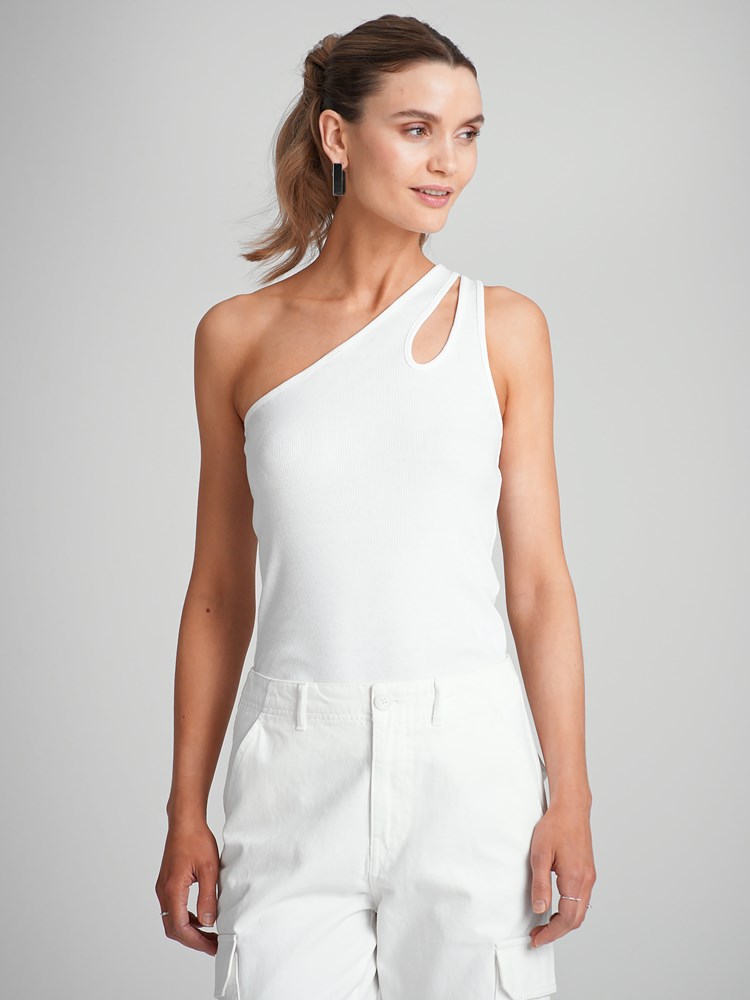 Emilie singlet 7502970_O68-DONNA-H23-Modell-Front_chn=match_4584_Emilie singlet O68 7502970.jpg_Front||Front