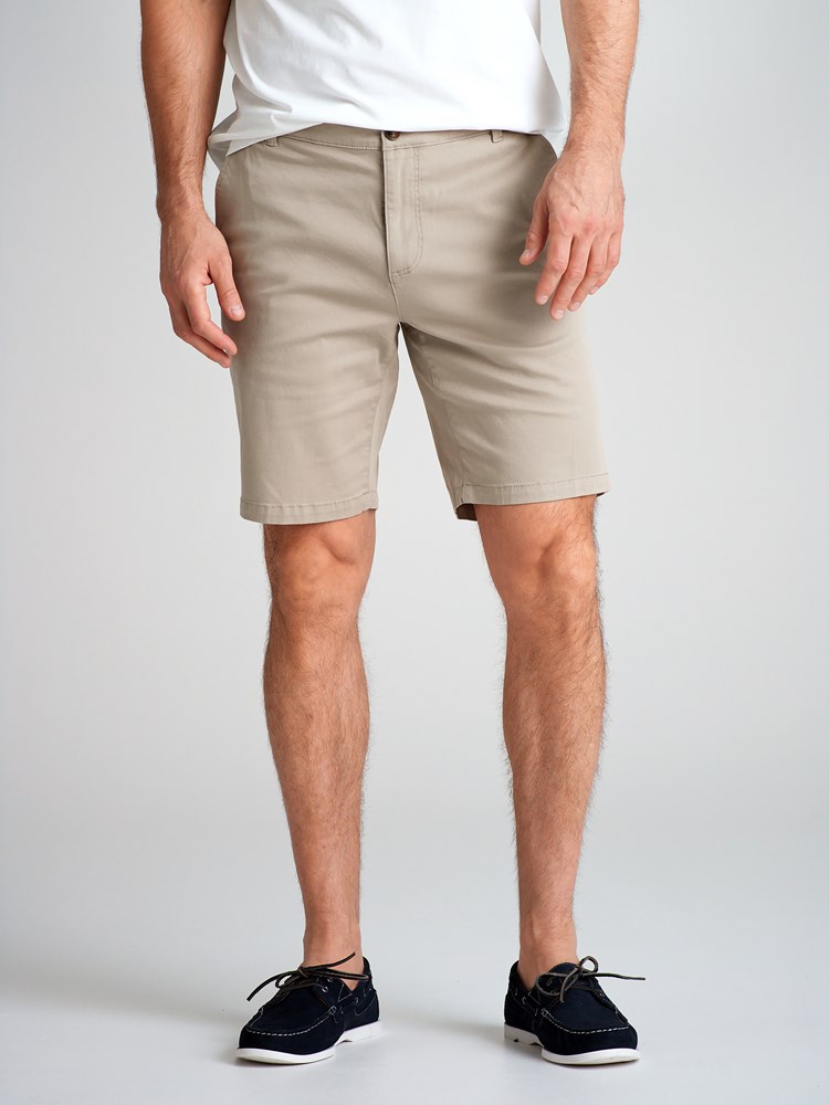 Kriss shorts 7503049_I4C-REDFORD-H23-Modell-Front_chn=match_2829.jpg_Front||Front