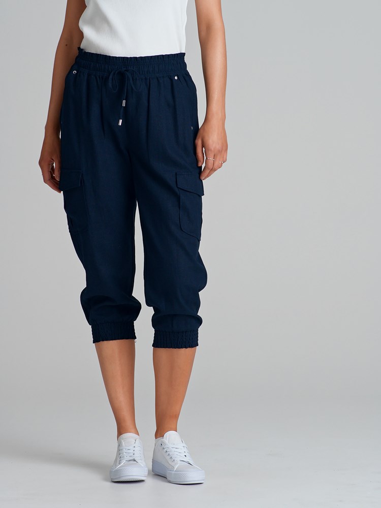 Mary cargo capri 7503078_EM1-VAVITE-H23-Modell-Front_chn=match_7281_Mary cargo capri EM1 7503078.jpg_Front||Front