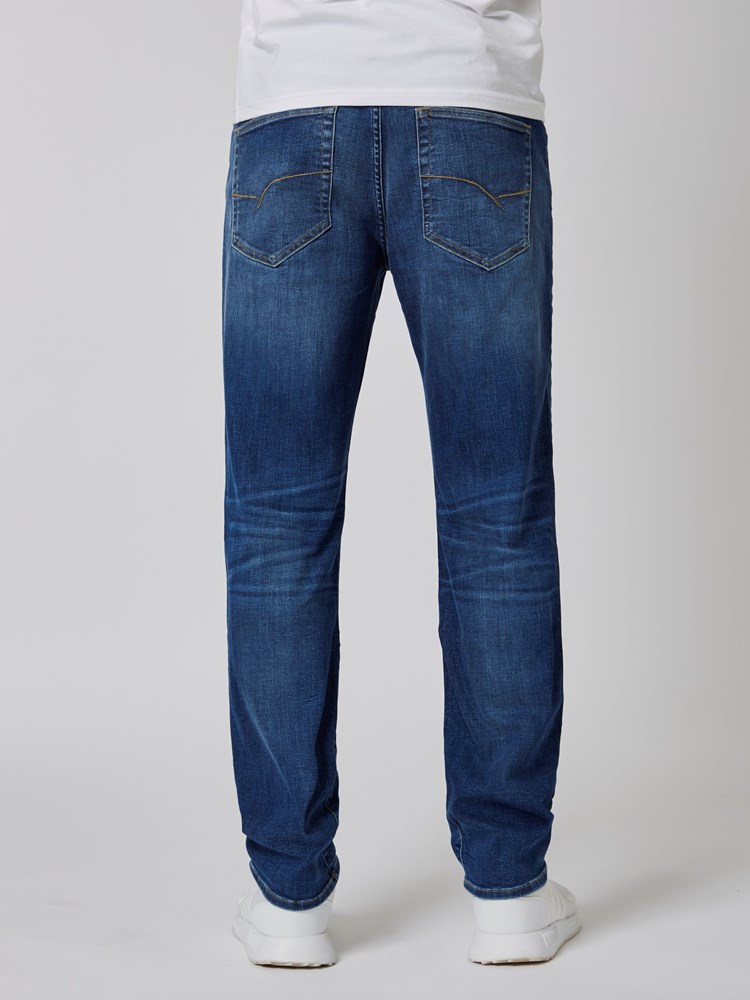 Regular Ralph hyper str. 7503413_DAD-HENRYCHOICE-S23-Modell-Front_chn=boys_5949_Regular Ralph hyper str. DAD.jpg_Front||Front