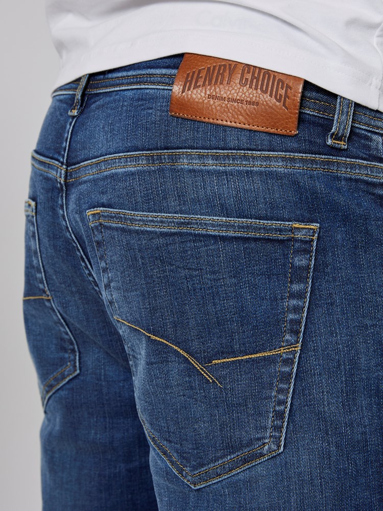 Regular Ralph hyper str. 7503413_DAD-HENRYCHOICE-S23-Modell-Front_chn=boys_8017_Regular Ralph hyper str. DAD.jpg_Front||Front