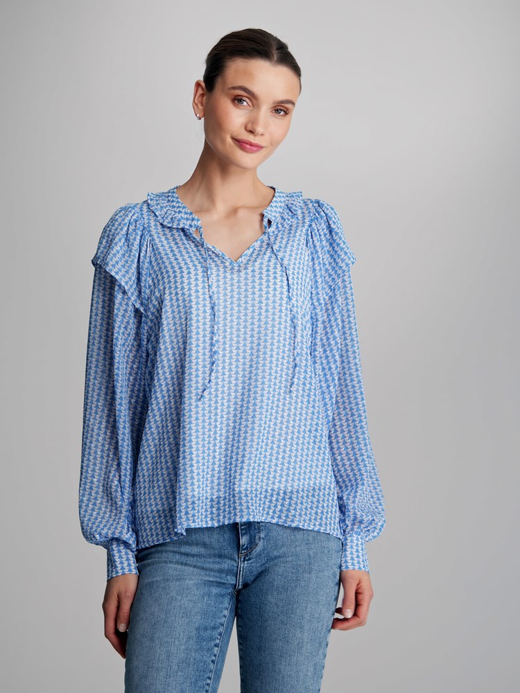 Fiona bluse 7503445_ECJ-MARIEPHILIPPE-S23-Modell-Front_chn=match_6876_Fiona bluse ECJ 7503445.jpg_Front||Front