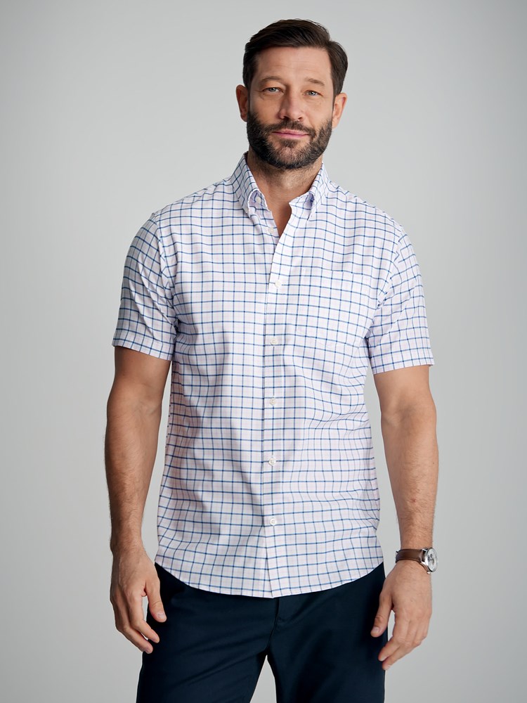Lysholm skjorte 7503610_OAA-ALVO-S23-Modell-Front_chn=match_6345.jpg_Front||Front