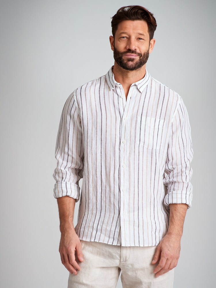 Cristiano linskjorte 7503801_APS-MarioConti-H23-modell-front.jpg_Front||Front