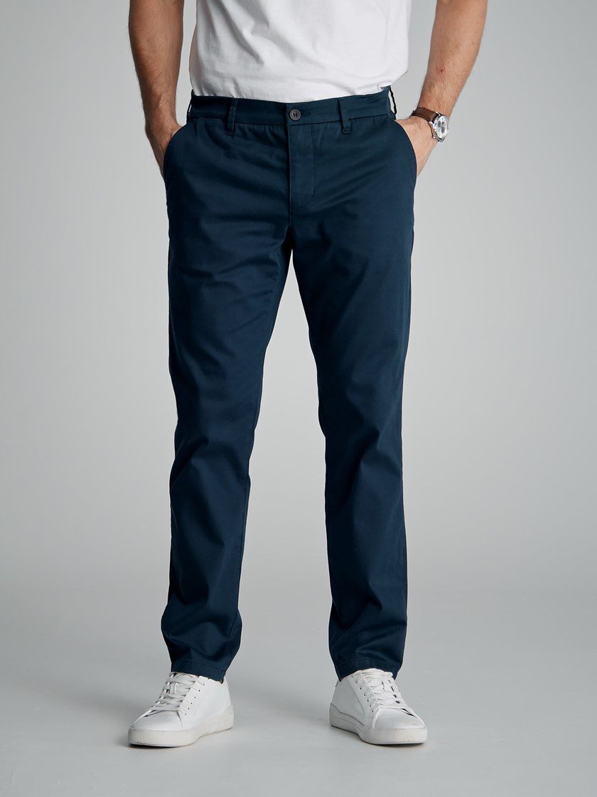 7503857 EM6 7503857_EM6-MarioConti-NOS-modell-front_Forli chinos EM6.jpg_Front||Front