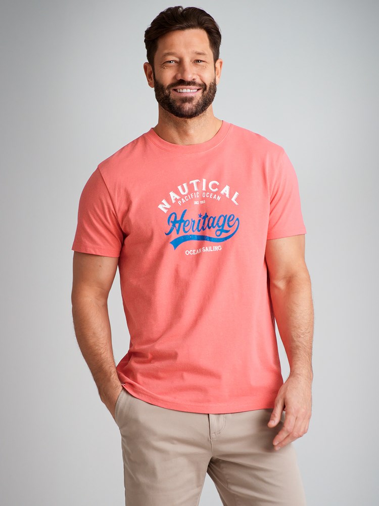 Nautical t-skjorte 7503918_MQC-REDFORD-H23-Modell-Front_chn=match_1110_Nautical t-skjorte MQC.jpg_Front||Front