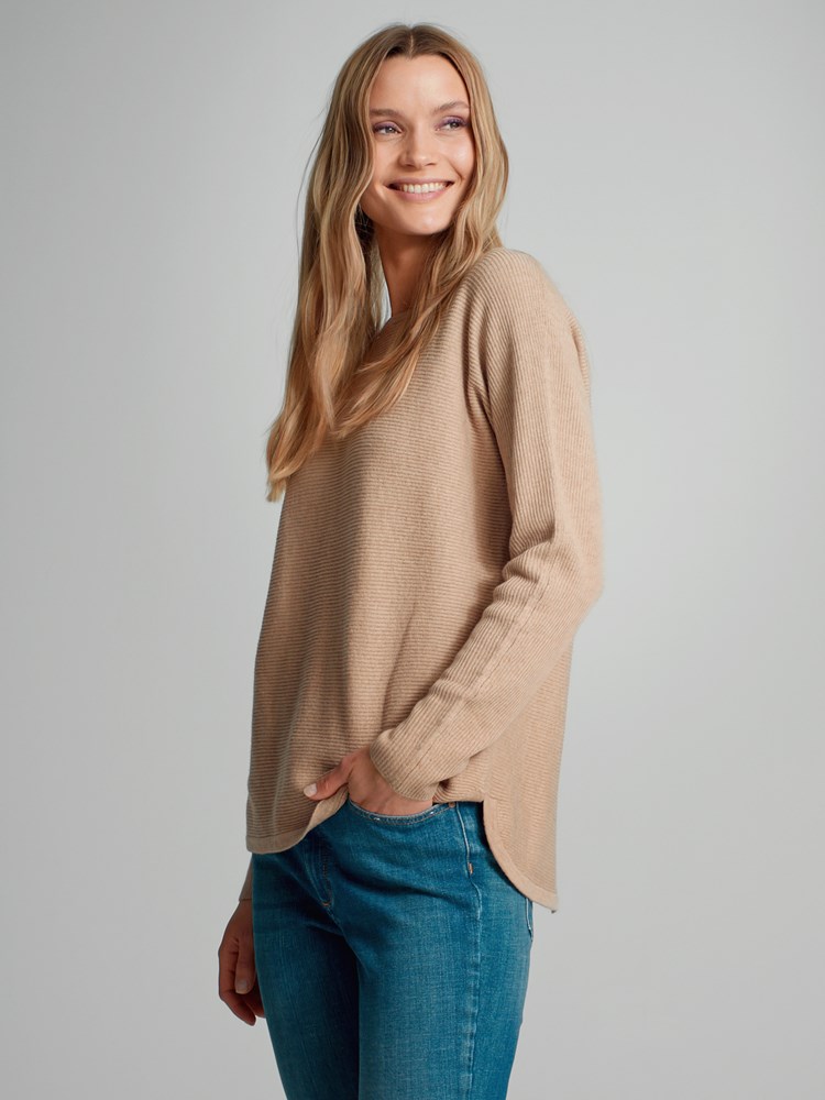 Molline genser 7504025_A2G-MARIEPHILIPPE-A23-Modell-Front_chn=match_8254_Molline genser A2G_Molline genser A2G 7504025.jpg_Front||Front