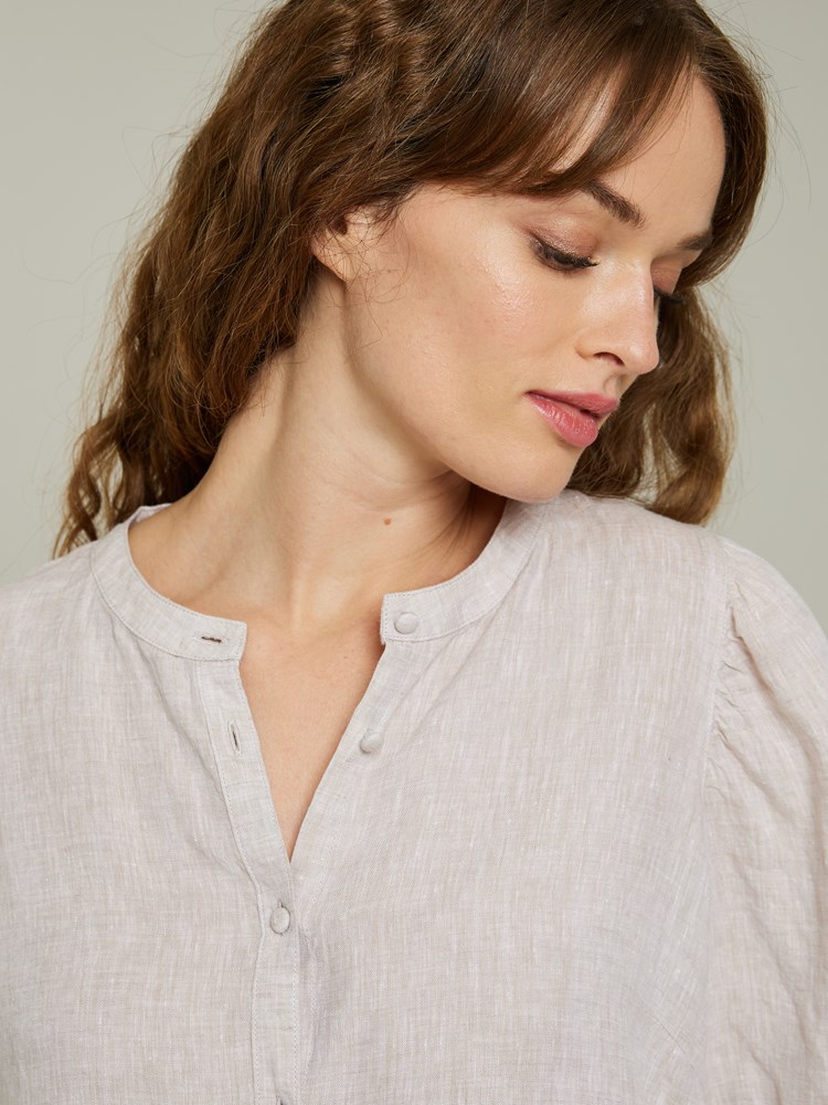 Lisa linbluse 7504098_I4Y-JEANPAUL-H23-Front_7405_Lisa linbluse I4Y_Lisa linbluse I4Y 7507090.jpg_