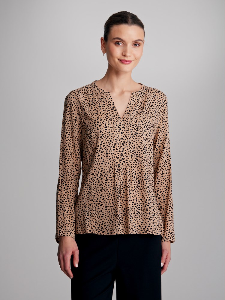 June bluse 7504116_AEZ-MARIEPHILIPPE-S23-Modell-Front_June bluse AEZ_June bluse AEZ 7504116.jpg_Front||Front