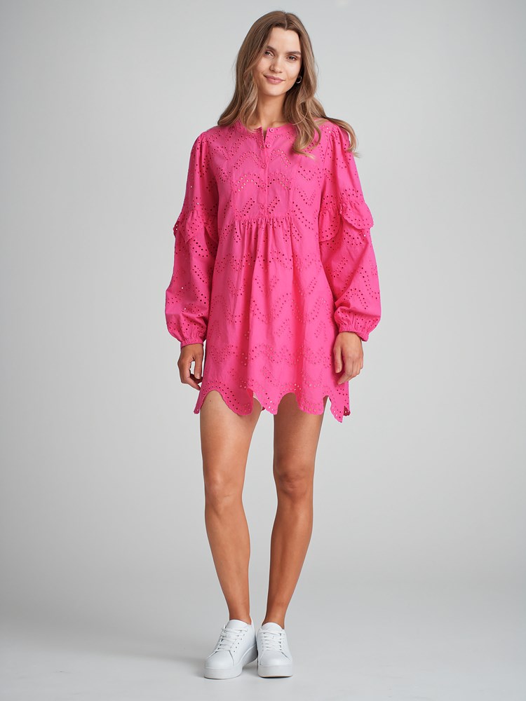 Angelina tunika 7504172_R09-VAVITE-H23-Modell-Front_chn=match_3654_Angelina tunika R09 7504172.jpg_Front||Front