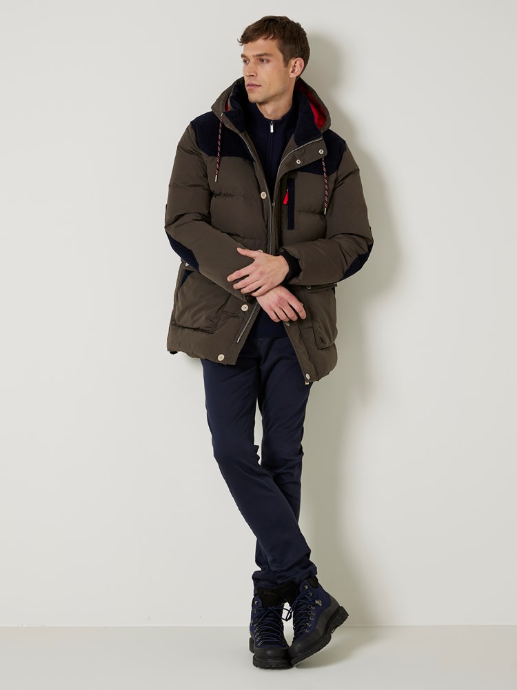 Neil dunjakke 7504192_AIE-JEANPAUL-A23-Modell-Front_5313.jpg_Front||Front