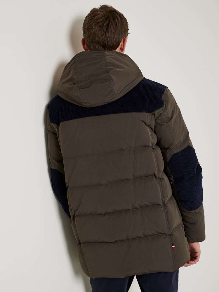 Neil dunjakke 7504192_AIE-JEANPAUL-A23-Modell-Front_6168.jpg_Front||Front