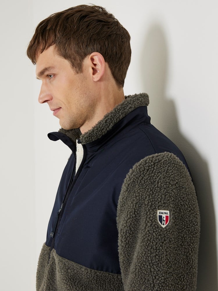 Nino teddyjakke 7504203_I7C-JEANPAUL-A23-Modell-Front_4301_Nino teddyjakke I7C.jpg_Front||Front