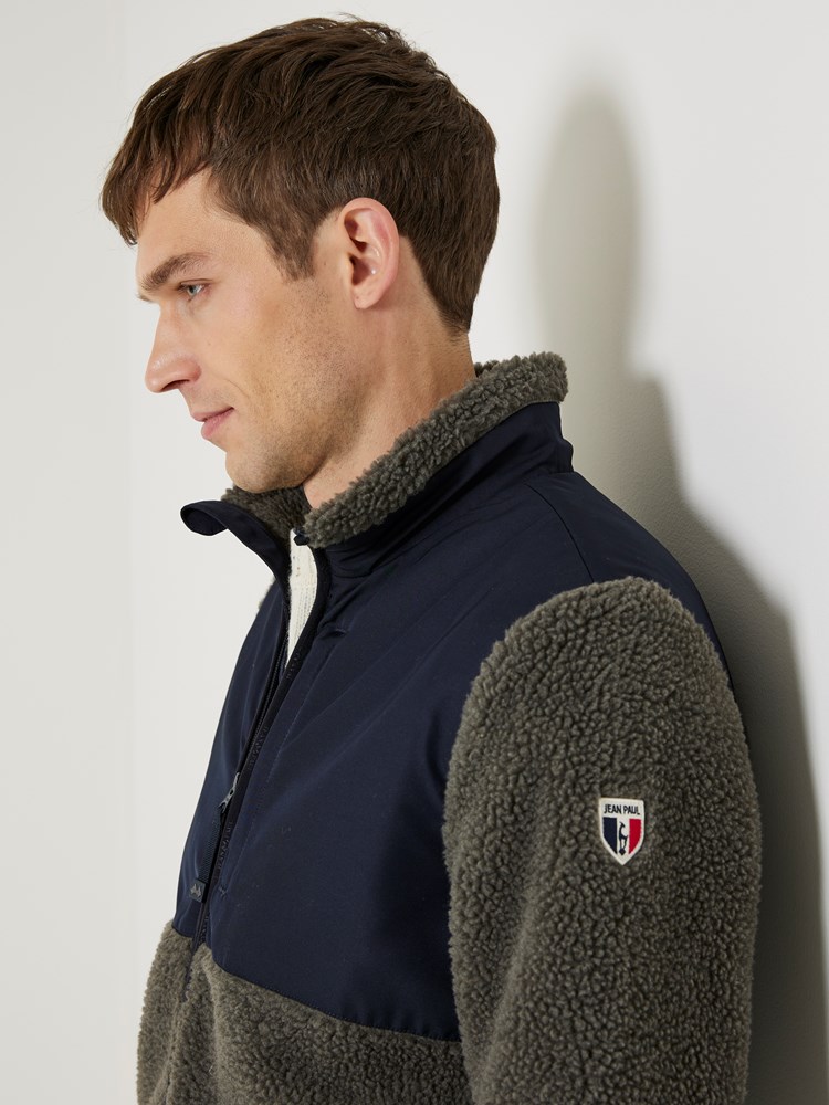 Nino teddyjakke 7504203_I7C-JEANPAUL-A23-Modell-Front_4301_Nino teddyjakke I7C.jpg_Front||Front