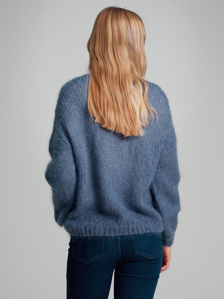 Stina genser 7504244_ENC-MARIEPHILIPPE-A23-Modell-Back_chn=match_5584.jpg_Back||Back
