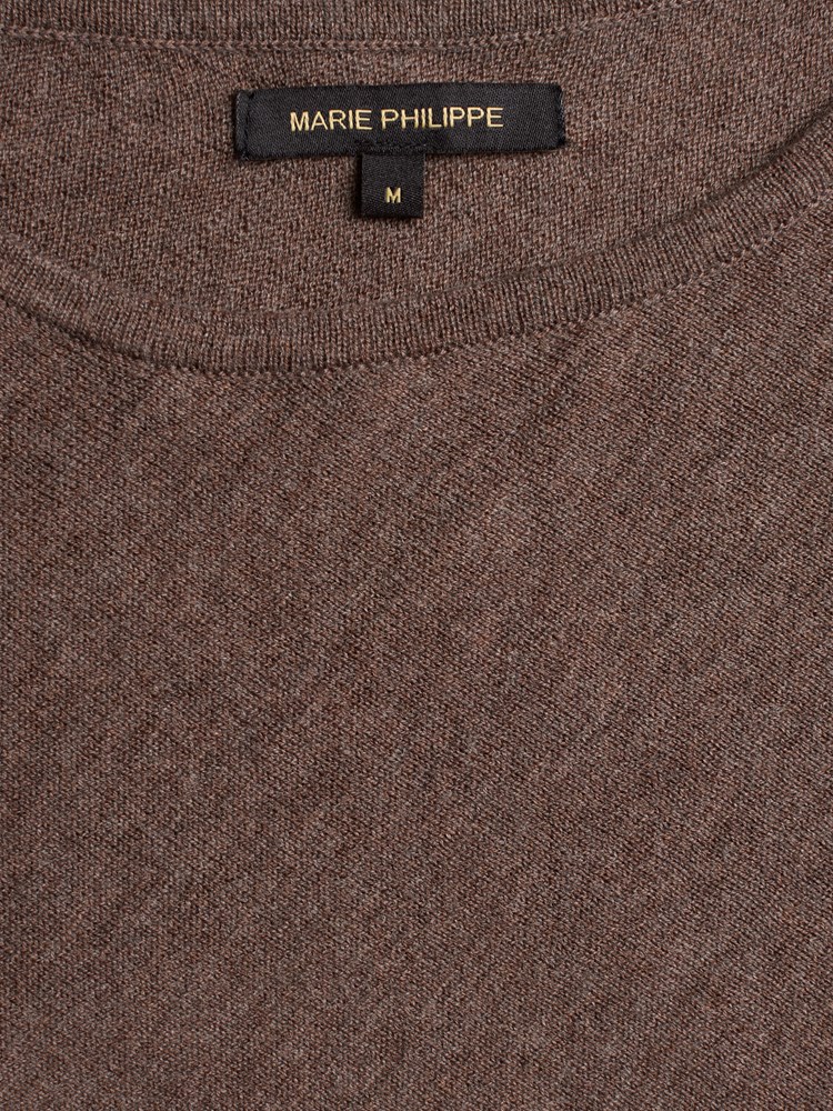 Olea poncho 7504245_AIK-MARIEPHILIPPE-A23-Front_7911_Olea poncho_Olea poncho AIK_Olea poncho AIK 7504245.jpg_Front||Front