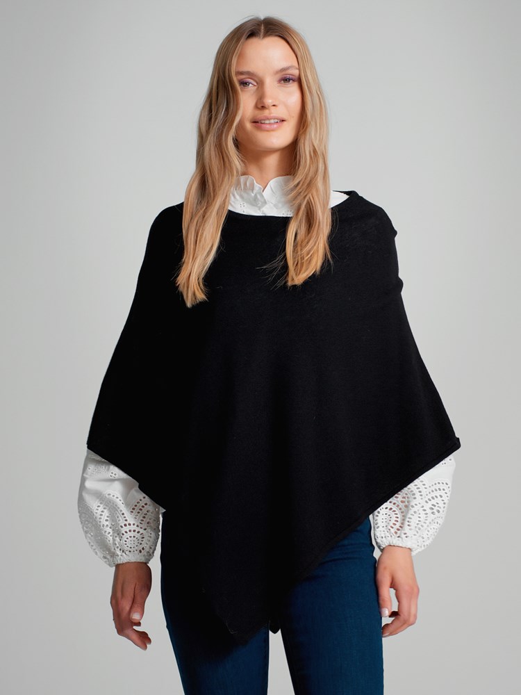 Olea poncho 7504245_CAB-MARIEPHILIPPE-A23-Modell-Front_chn=match_9465_Olea poncho CAB_Olea poncho CAB 7504245.jpg_Front||Front
