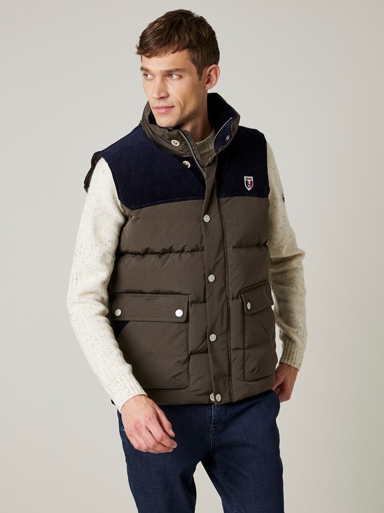 Neil dunvest 7504283_AIE-JEANPAUL-A23-Modell-Front_2128_Neil dunvest AIE.jpg_Front||Front