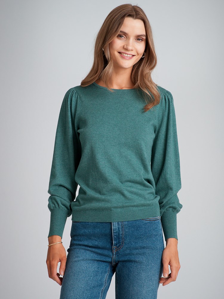 Oleanna genser 7504311_EBF-VAVITE-S23-Modell-Front_chn=match_8192_Oleanna genser EBF 7504311.jpg_Front||Front