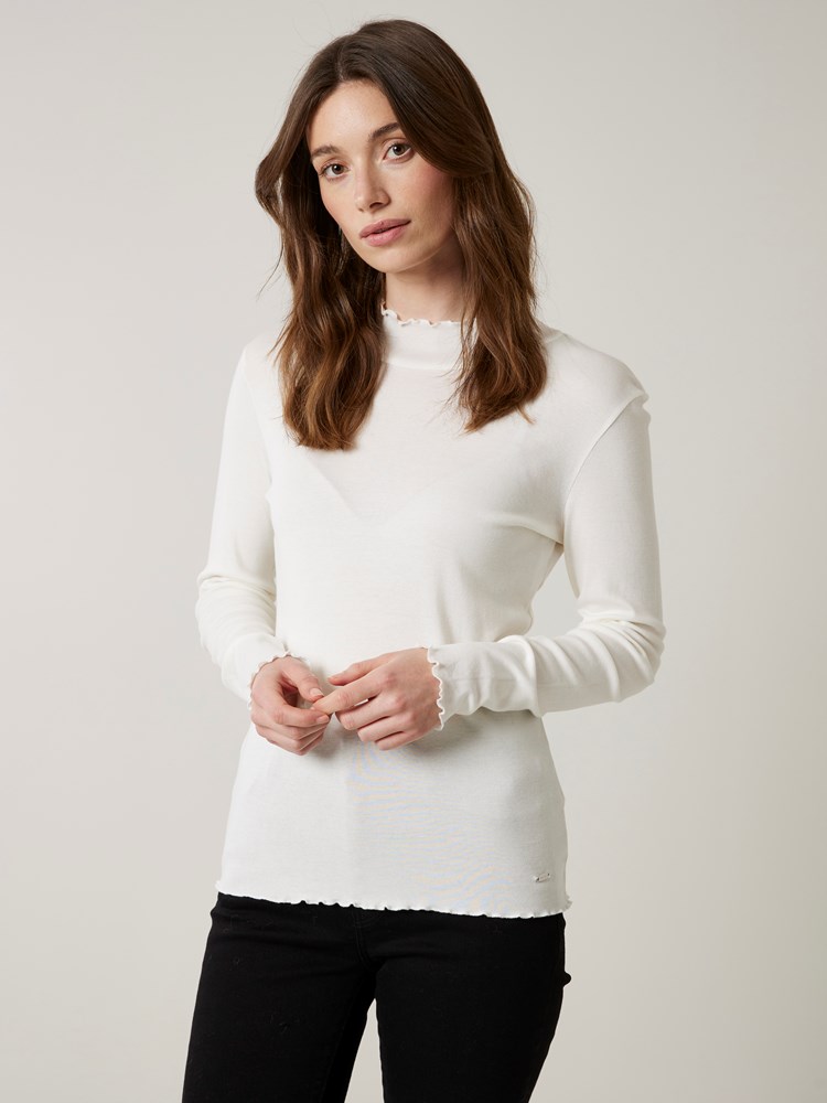 Arianne topp 7504339_O79-JEANPAUL-A23-Modell-Front_572_Arianne topp O79_Arianne topp O79 7504339.jpg_Front||Front