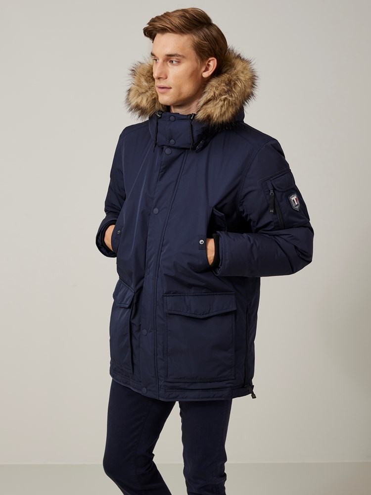 Vancouver parkas 7504351_EM6-JEANPAUL-A23-Front_393_Vancouver parkas EM6.jpg_Front||Front