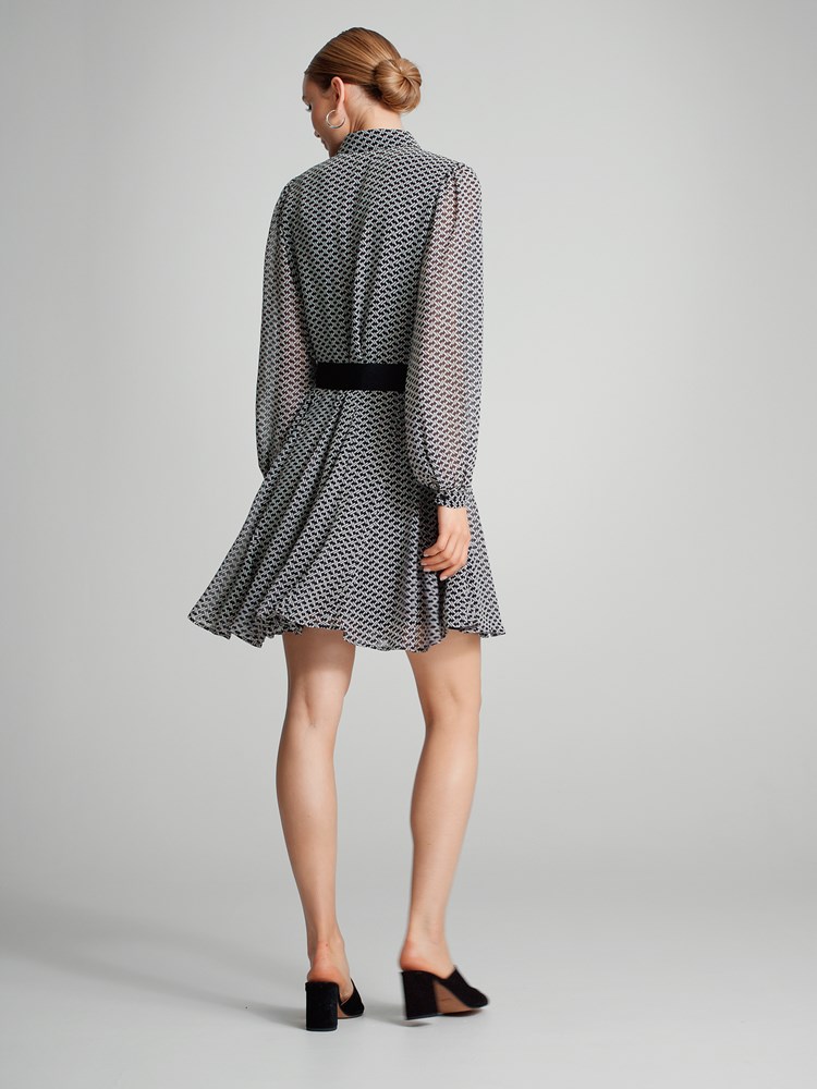 Demi kjole 7504457_O79-DONNA-A23-Modell-Back_chn=match_9775_Demi kjole O79_Demi kjole O79 7504457.jpg_Back||Back