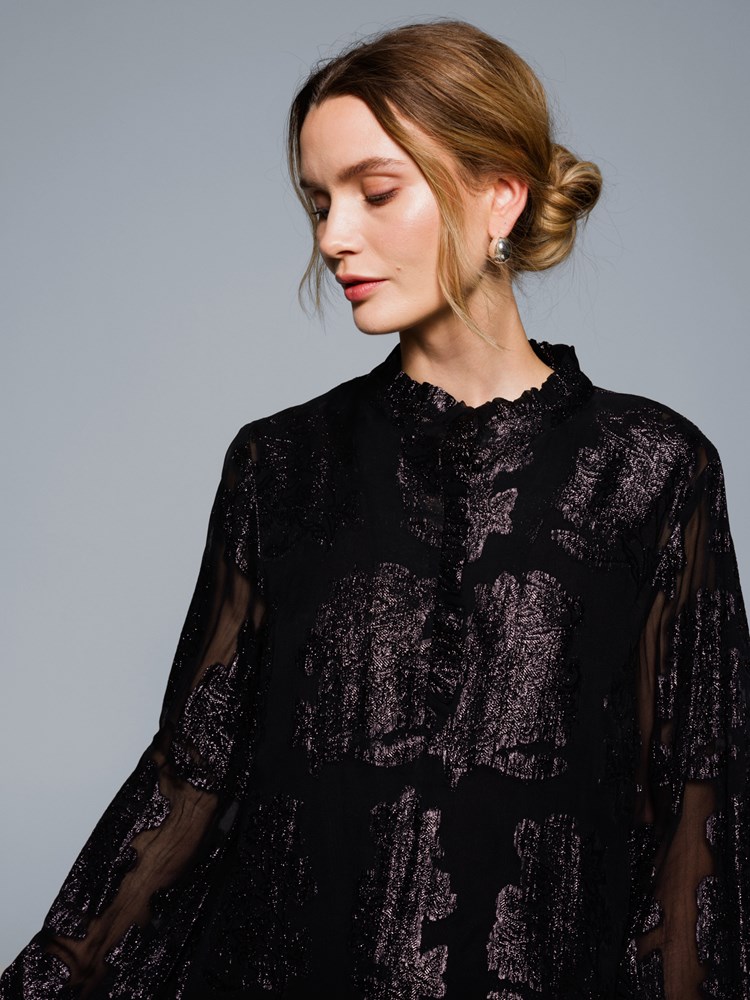 Ann bluse 7504459_CAB-MARIEPHILIPPE-W23-Modell-Front_chn=match_3025_Ann bluse CAB_Ann bluse CAB 7504459.jpg_Front||Front