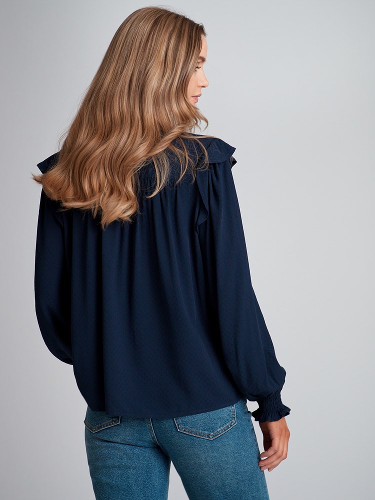 Lillian bluse 7504463_EM1-VAVITE-S23-Modell-Back_chn=match_3052_Lillian bluse EM1 7504463.jpg_Back||Back