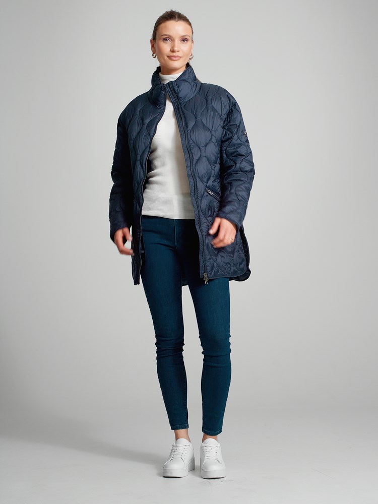 Ellis jakke 7504574_EM6-VAVITE-A23-Modell-Front_chn=match_8685_Ellis jakke EM6_Ellis jakke EM6 7504574.jpg_Front||Front