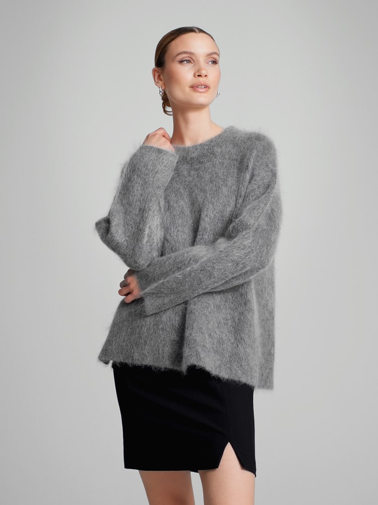 Elyse genser 7504607_IFH-DONNA-A23-Modell-Front_chn=match_1605_Elyse genser IFH_Elyse genser IFH 7504607.jpg_Front||Front